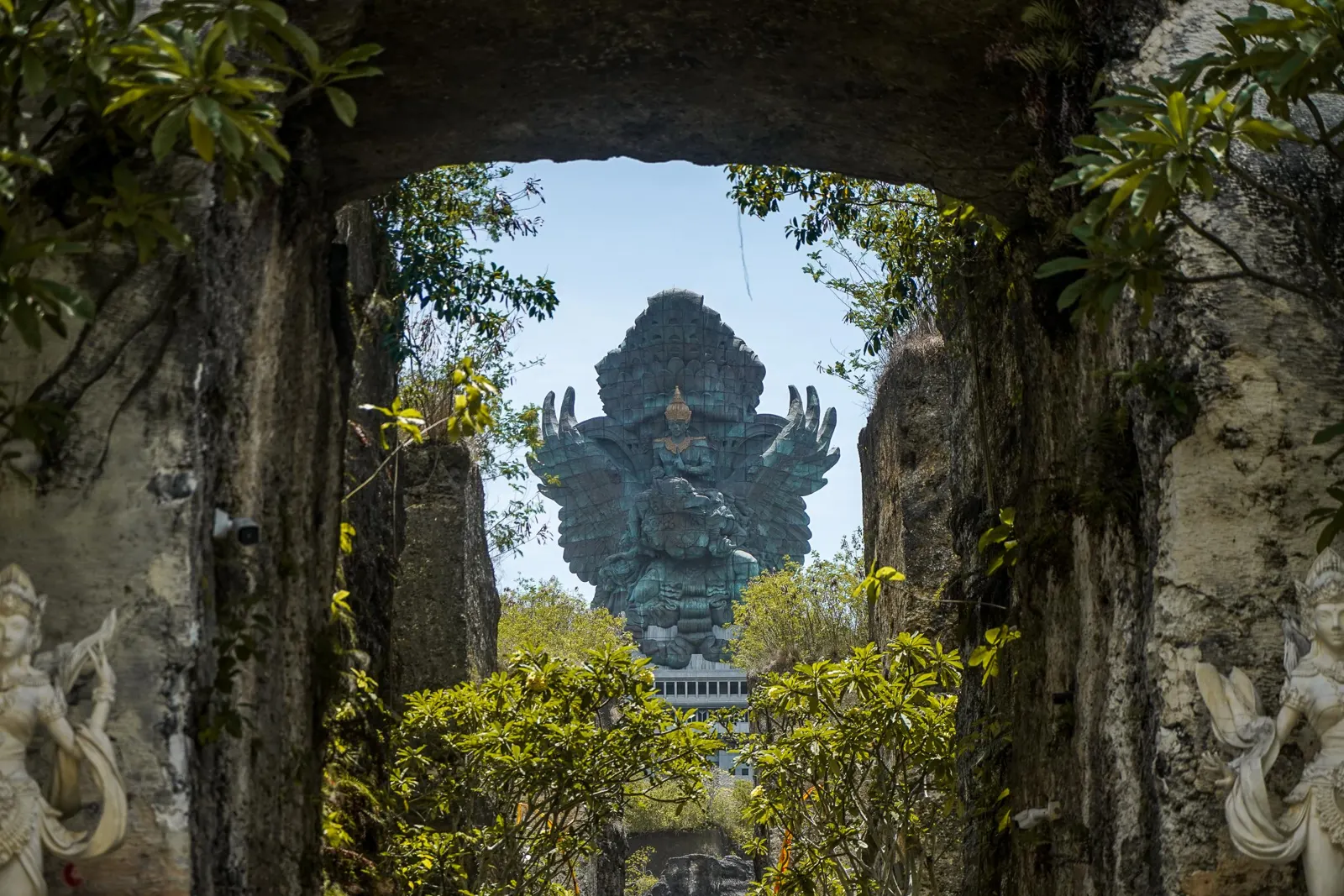 Discover Nearby: The Majestic Garuda Wisnu Kencana (GWK) Statue